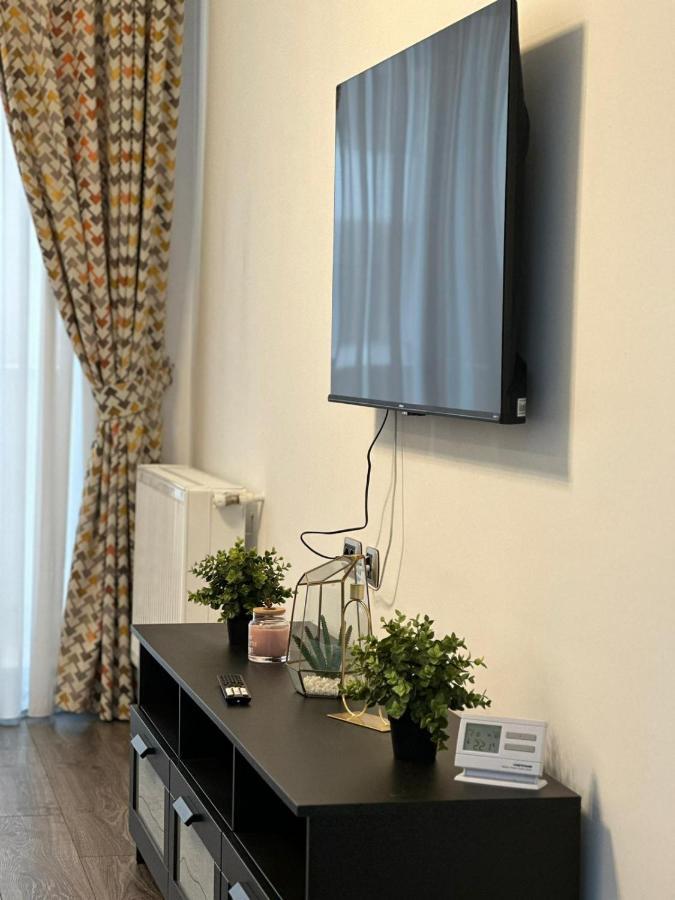 Apartment Luxury Near Coresi Mall By Glam Brasov