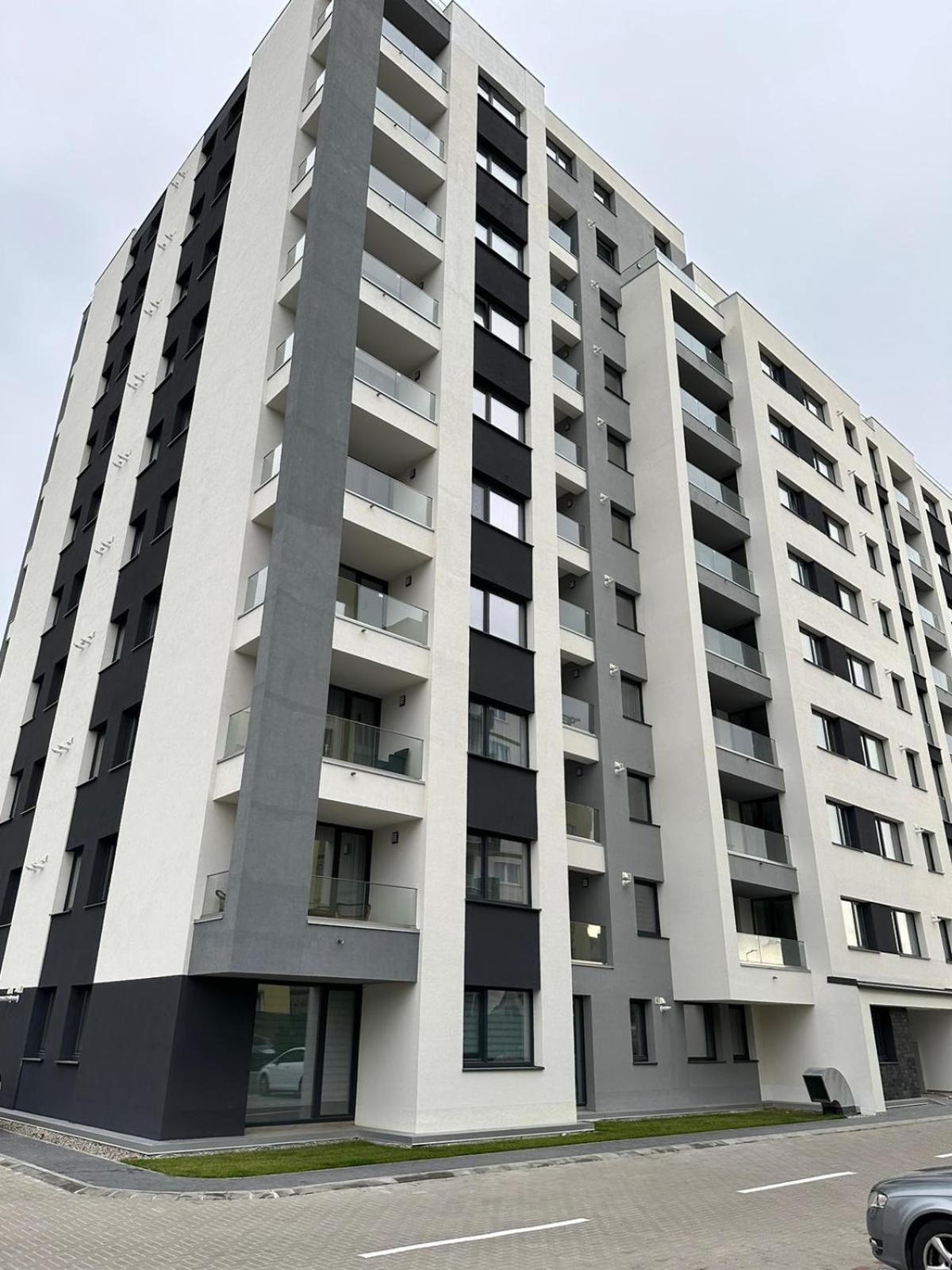 Luxury Near Coresi Mall By Glam *
