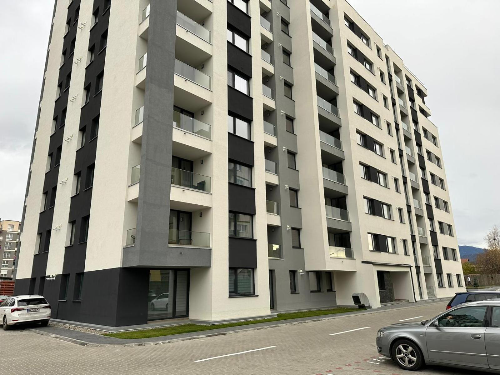 Luxury Near Coresi Mall By Glam * Braşov