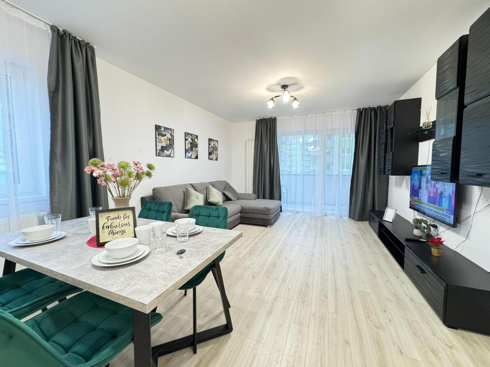 公寓 Luxury Near Coresi Mall By Glam Braşov