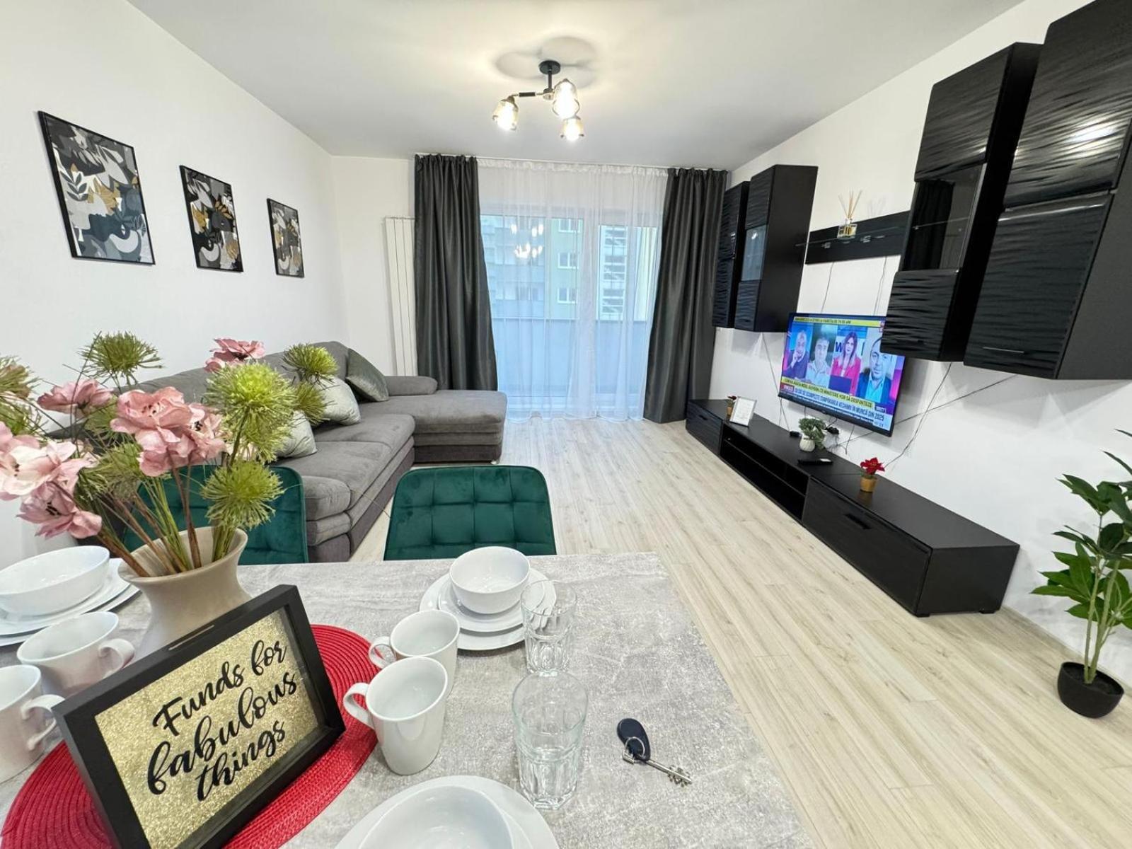 Luxury Near Coresi Mall By Glam 公寓 Braşov