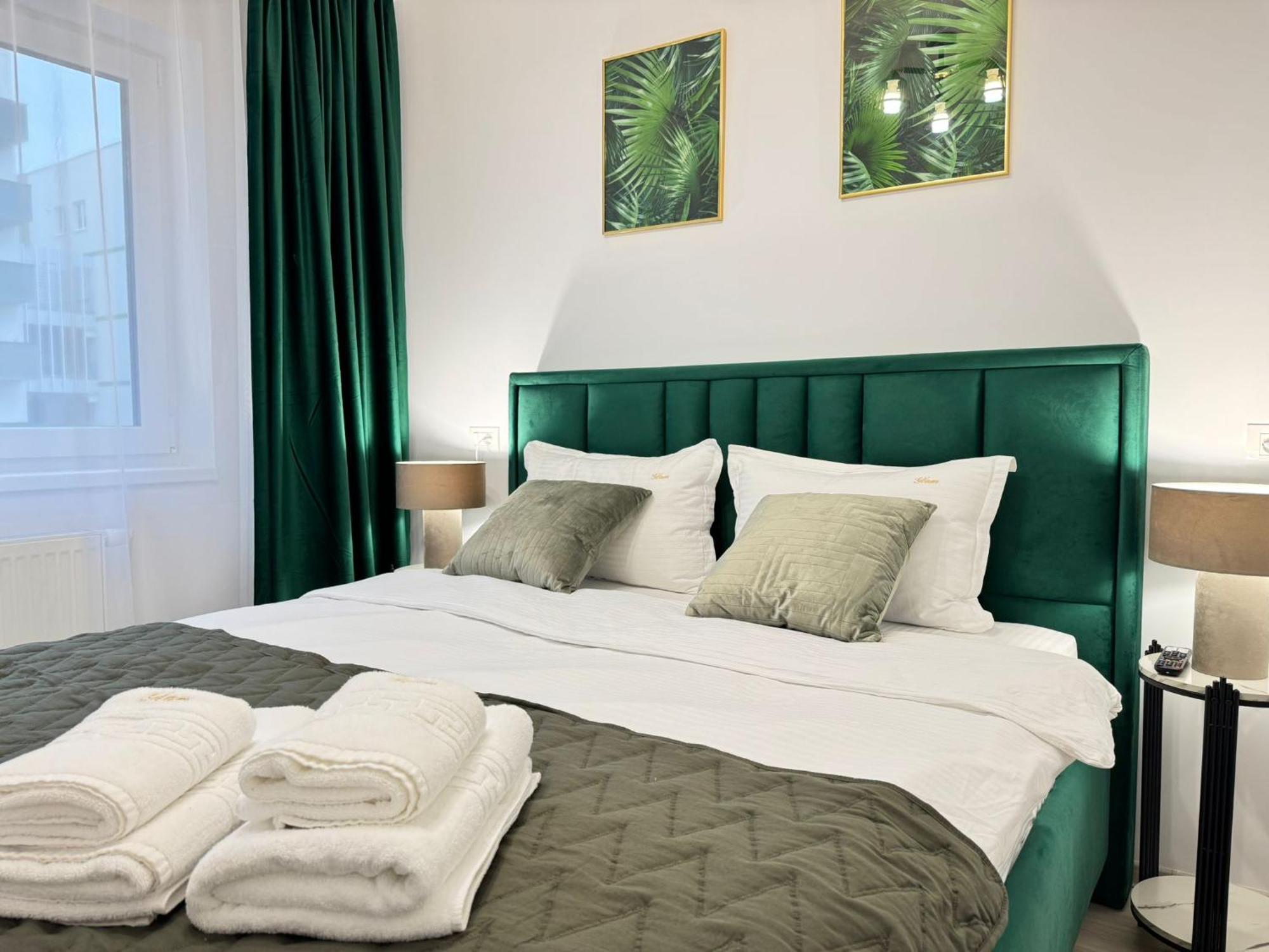 Luxury Near Coresi Mall By Glam * Braşov