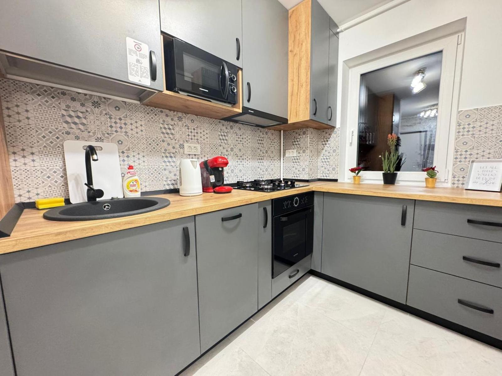 Apartment Luxury Near Coresi Mall By Glam Brasov