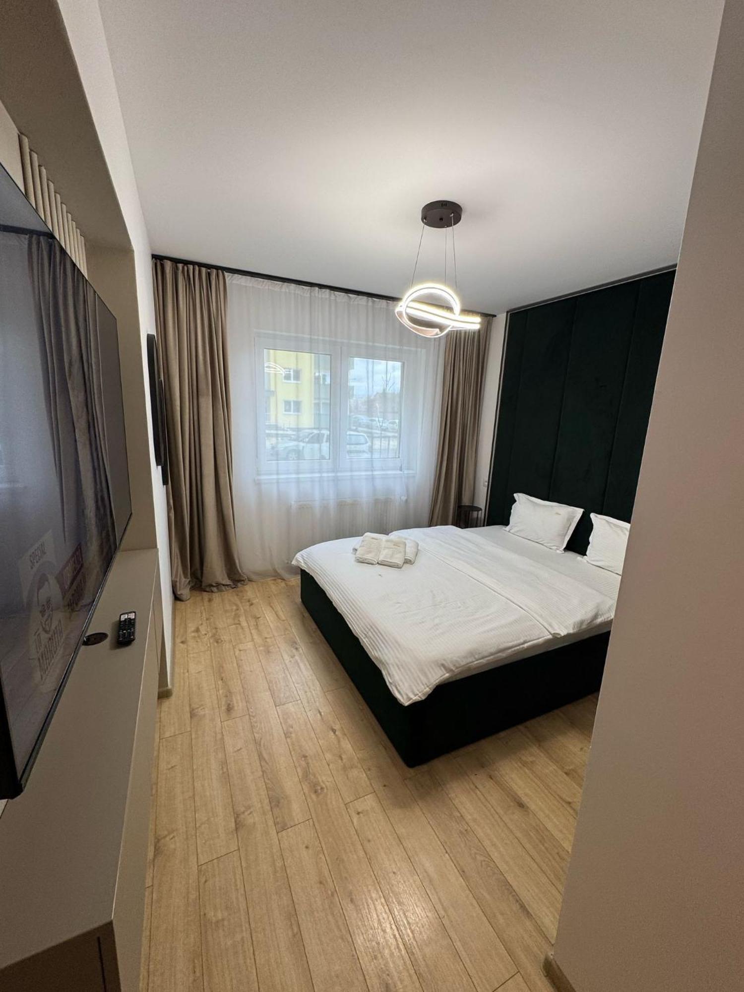 公寓 Luxury Near Coresi Mall By Glam Braşov