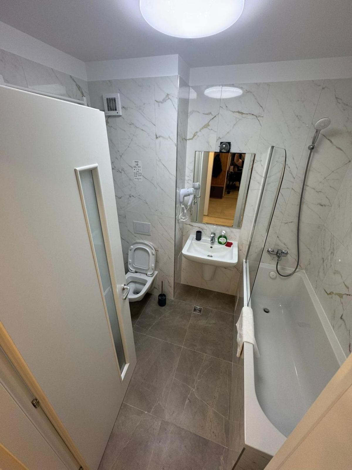 Luxury Near Coresi Mall By Glam Brasov